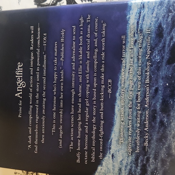 Wings of the Wicked book n9 - Picture 4 of 8